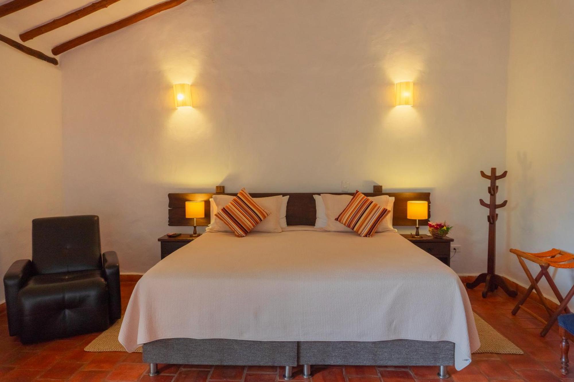 בריצ'ארה Hotel Hacienda Macedonia מראה חיצוני תמונה