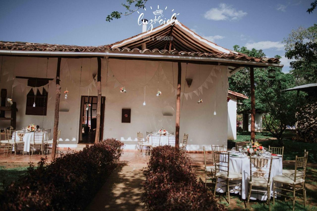 בריצ'ארה Hotel Hacienda Macedonia מראה חיצוני תמונה